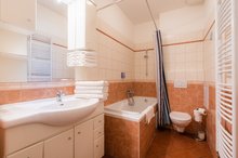 EA ApartHotel Melantrich - Apartment for 6 Persons with balcony