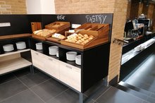 EA ApartHotel Melantrich - breakfast restaurant