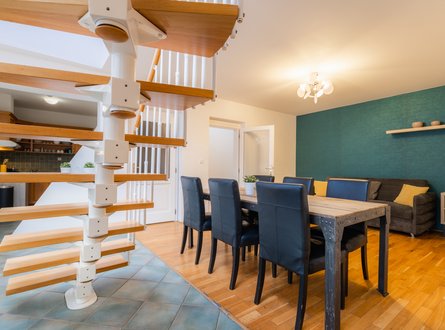 EA ApartHotel Melantrich - Apartmán pro 8 osob s terasou SUPERIOR